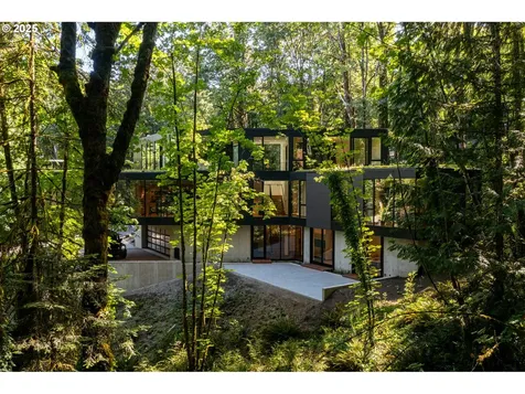 6371 NW Winston Drive Portland OR 97210