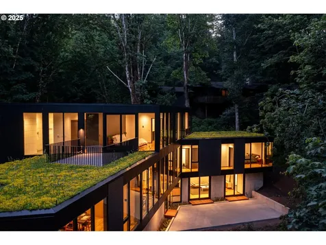 6371 NW Winston Drive Portland OR 97210
