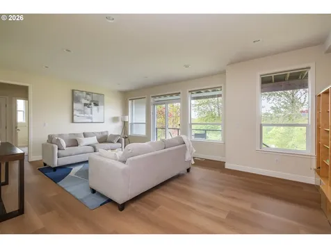 15829 SE Bybee Drive Portland OR 97236