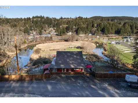 1070 Bellflower Road Clatskanie OR 97016