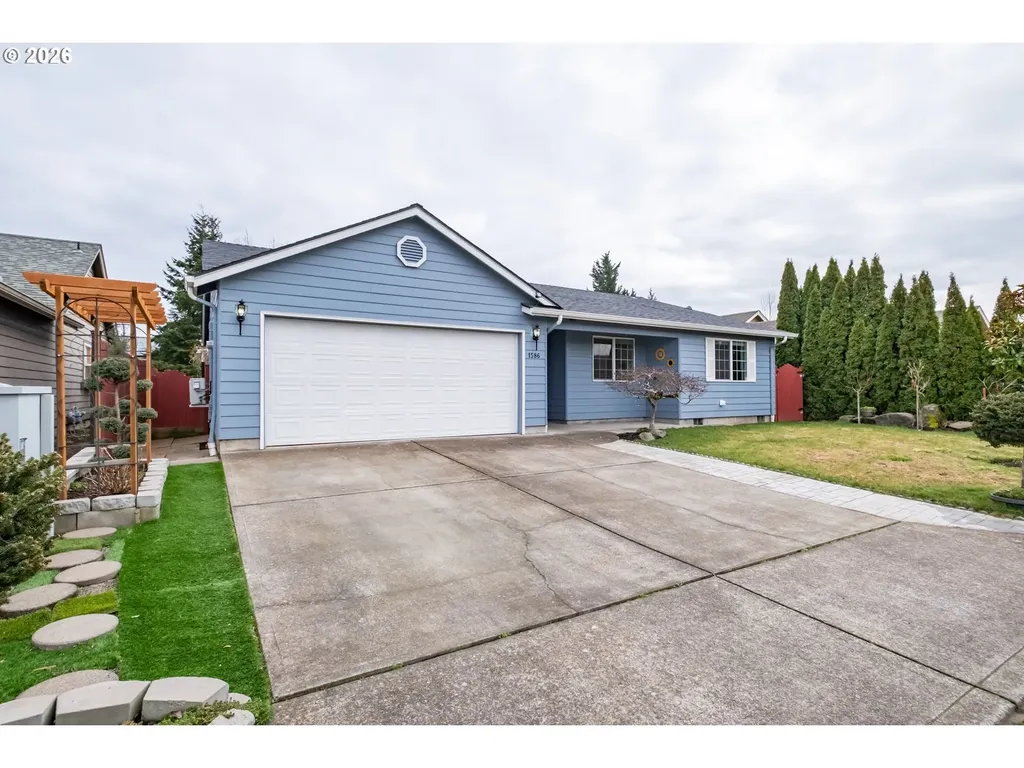 1586 Cherrybloom Court SE Salem OR 97317