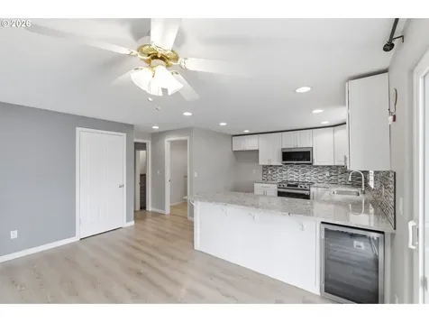 1586 Cherrybloom Court SE Salem OR 97317