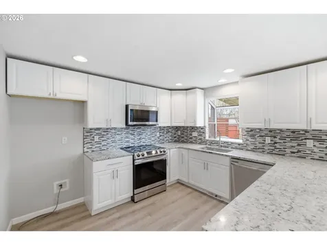 1586 Cherrybloom Court SE Salem OR 97317