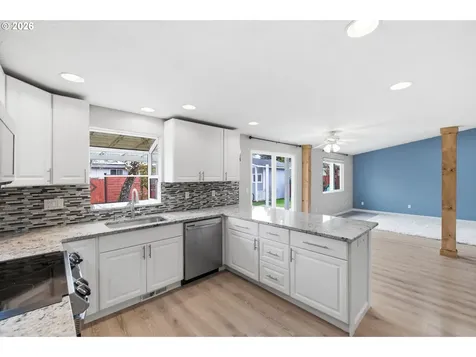 1586 Cherrybloom Court SE Salem OR 97317