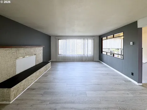 1180 E 37th Avenue Eugene OR 97405