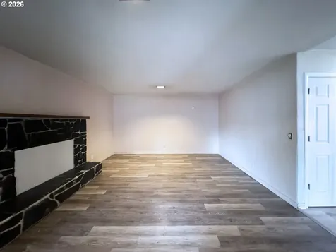 1180 E 37th Avenue Eugene OR 97405