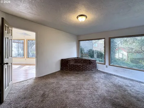 1180 E 37th Avenue Eugene OR 97405