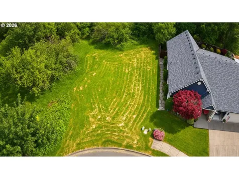 623 Rosemary Way Silverton OR 97381