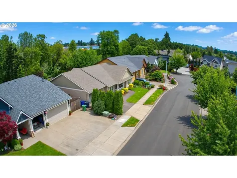 623 Rosemary Way Silverton OR 97381