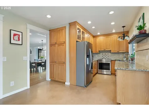 5304 NE Alameda Street Portland OR 97213