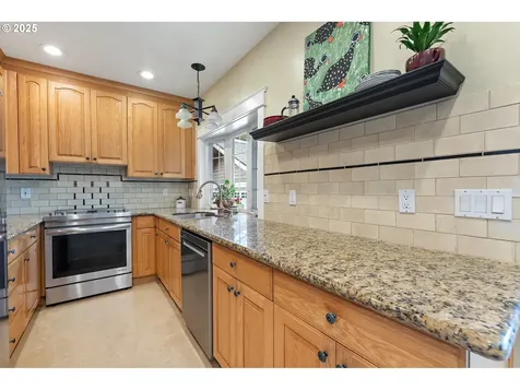 5304 NE Alameda Street Portland OR 97213