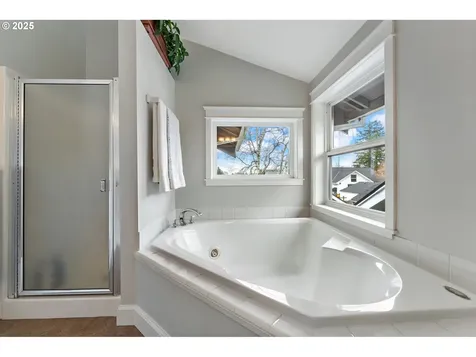 5304 NE Alameda Street Portland OR 97213