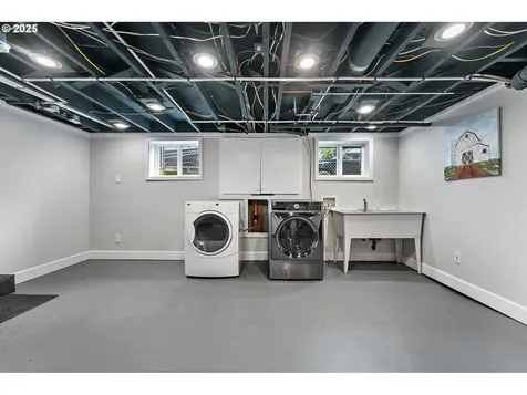 5304 NE Alameda Street Portland OR 97213