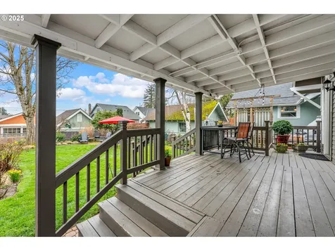 5304 NE Alameda Street Portland OR 97213