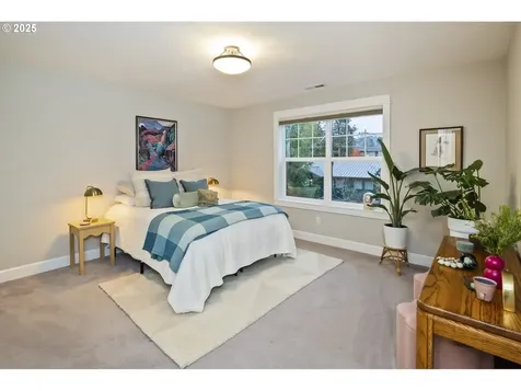 9619 N Kalmar Street Portland OR 97203