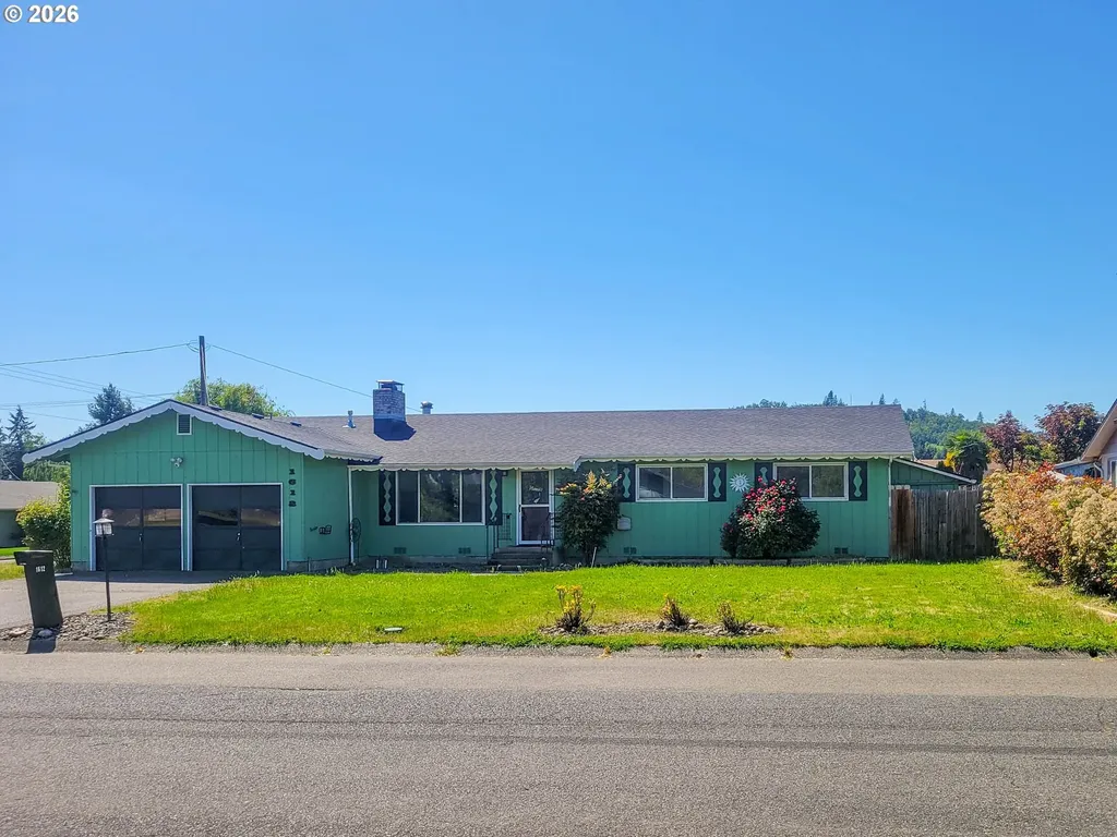 1612 NW Wanell Street Roseburg OR 97471