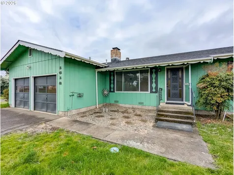 1612 NW Wanell Street Roseburg OR 97471