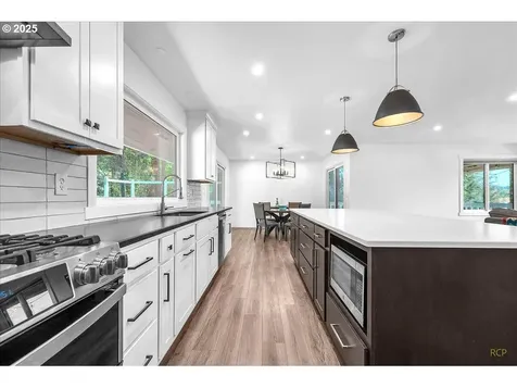 25125 SE Treehill Lane Damascus OR 97089