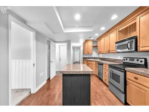 25125 SE Treehill Lane Damascus OR 97089