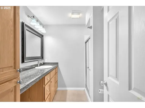 25125 SE Treehill Lane Damascus OR 97089
