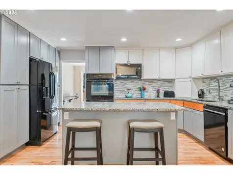 2341 E Lynnwood Drive Longview WA 98632