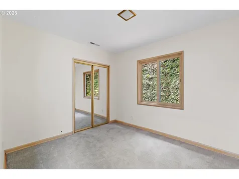 1350 S Carey Lane Portland OR 97219