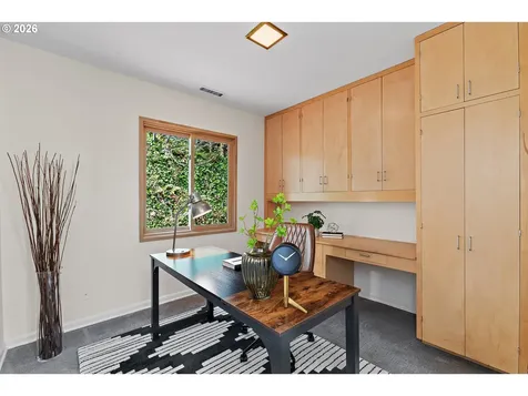 1350 S Carey Lane Portland OR 97219