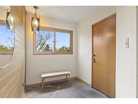 1350 S Carey Lane Portland OR 97219