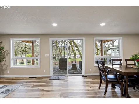 692 Echo Drive Roseburg OR 97470