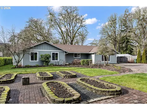692 Echo Drive Roseburg OR 97470