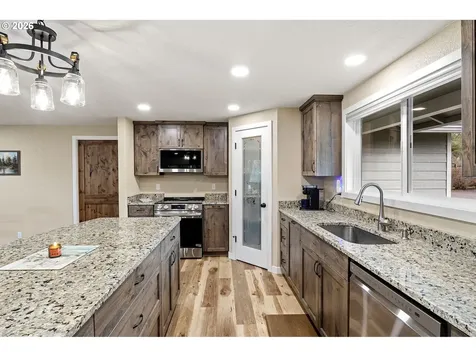692 Echo Drive Roseburg OR 97470