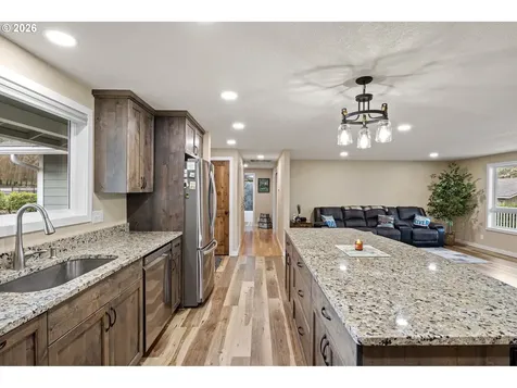 692 Echo Drive Roseburg OR 97470