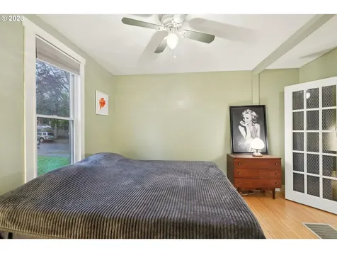 7624 SE Morrison Street Portland OR 97215