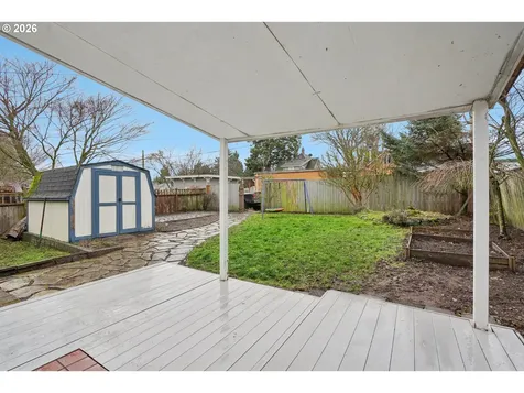 7624 SE Morrison Street Portland OR 97215