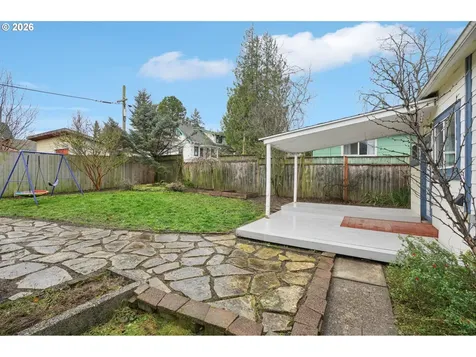 7624 SE Morrison Street Portland OR 97215