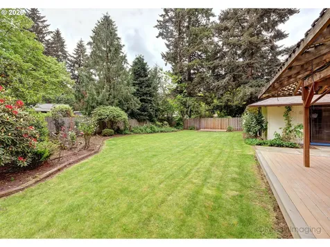 5734 Kenny Street Lake Oswego OR 97035