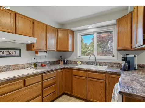 4683 46th Avenue NE Salem OR 97305
