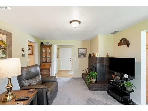 4683 46th Avenue NE Salem OR 97305