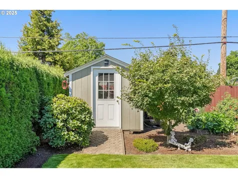 4683 46th Avenue NE Salem OR 97305