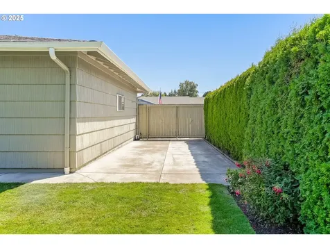 4683 46th Avenue NE Salem OR 97305