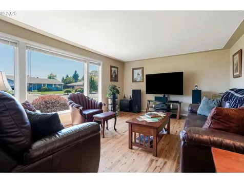 4683 46th Avenue NE Salem OR 97305