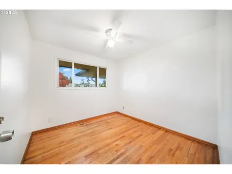 13222 NE Fremont Street Portland OR 97230