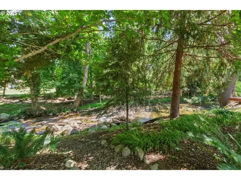 520 Helman Street Ashland OR 97520