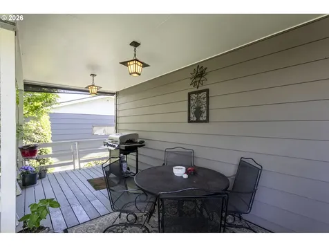 13725 NE Fremont Court Portland OR 97230