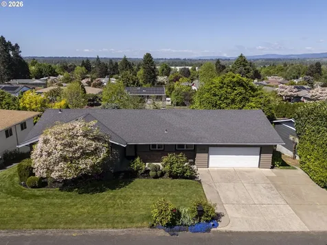 13725 NE Fremont Court Portland OR 97230