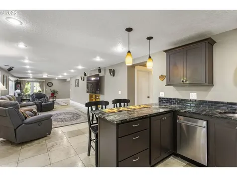13725 NE Fremont Court Portland OR 97230