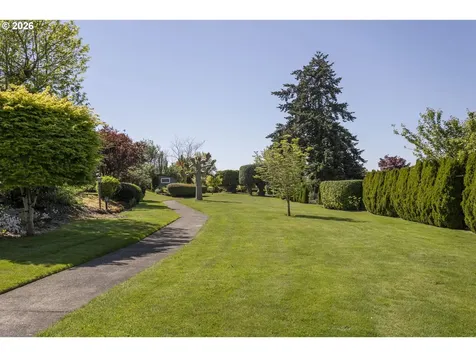 13725 NE Fremont Court Portland OR 97230