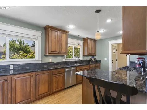 13725 NE Fremont Court Portland OR 97230
