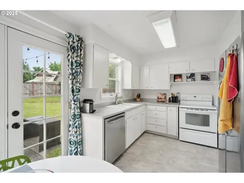 16460 Hiram Avenue Oregon City OR 97045