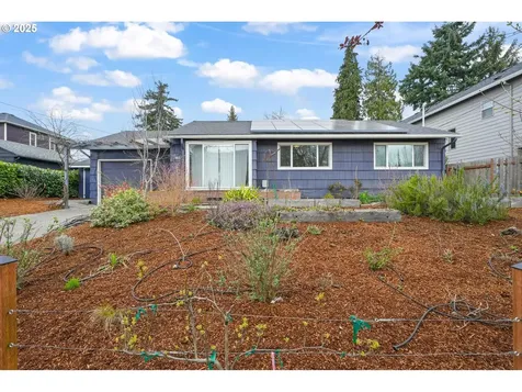 863 N Watts Street Portland OR 97217